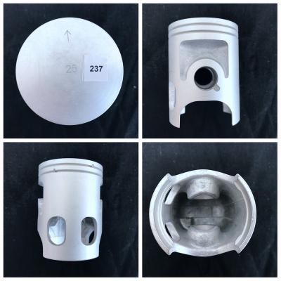 China Motorcycle Engine System Motorcycle Piston Kit Casted Piston OEM Quality For yamha rx100 for sale