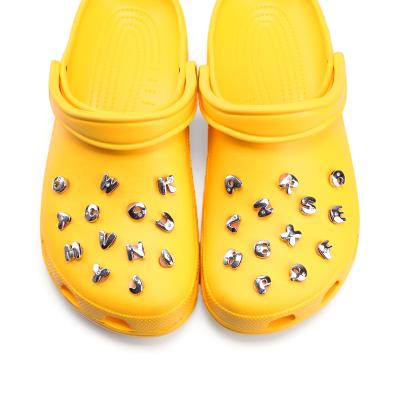 China Designer Diy Women Charming Crystal Letter Accessories Custom Luxury Decoration Clogs Shoes Charming for sale