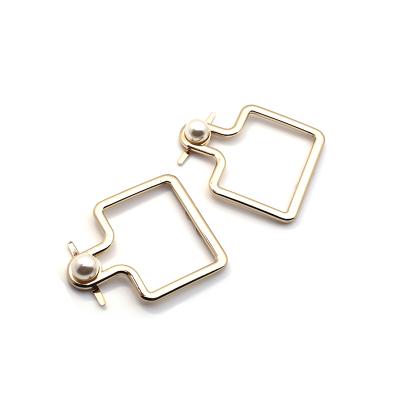 China 2020 newest design eco-friendly zinc alloy shoe accessories decoration ornaments gold beads metal shoe buckle for sale