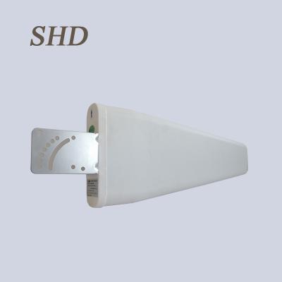 China Outdoor SHD 4G antenna 698-3800mhz 9dbi log antenna serial yagi for GSM WCDMA 3G cell phone signal repeater SHD-D-6938344-DS for sale