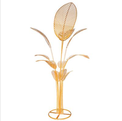 China Moden Decoration Adjustable Wedding Metal Background Banana Leaf for sale