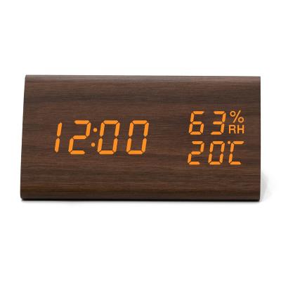 China Antique Style Wooden Led Alarm Clock With Temperature And Humidity Display 1915sj for sale