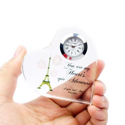 China LUMINOVA Customized Engraving Or Printing Heart Shape Crystal Clock Wedding Party Favors For Cheerful Guest And Party Supplies 2130 for sale