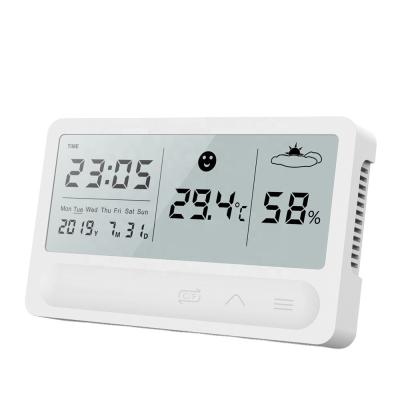 China Calendars Slim Slim Table USB Charging Temperature And Humidity Week Clock Digital Day for sale