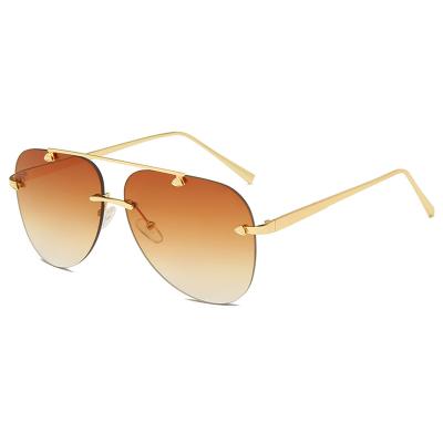 China New Design Fashionable UV400 Men Metal Frame Sun Glass Sunglasses For Women for sale