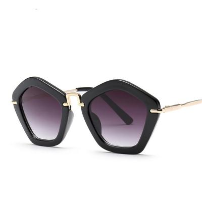 China Fashion Sunglasses Fashion Eyewear Boy Girls Infant Sun Glass China Vintage Retro Kids Metal Cat Eye Sunglasses 2020 for sale