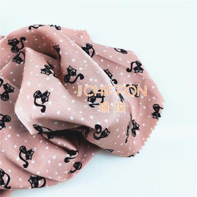 China Best Selling Anti-Static Bubble Satin Printing Fabric For Blouse for sale