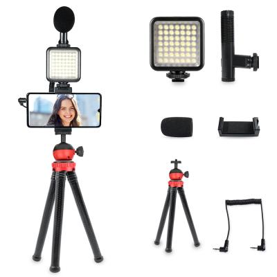 China Mini Photographic Lighting with Tripod Light and Microphone Vlogging Kit for Smartphone Vlogging Kit for sale