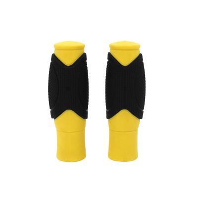 China Double Color Bicycle Handlebar Grip Grip Rubber Bike Grips Lightweight Bicycle Parts for sale