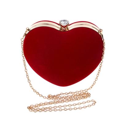 China Wholesale New N541 2022 New N541 2022 Heart Shape Designer Wedding Women Clutch Bag Velvet Party Evening Clutch Bag for sale