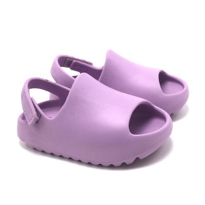 China Fashion trend custom summer kids logo EVA sandals shoes soft-soled beach bathroom slips slippers for kids for sale