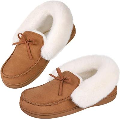 China CUSHIONING 2021Warm Fur Moccasin Slippers With Faux Fur Memory Foam Moccasin Indoor Outdoor Shoes For Men And Women for sale