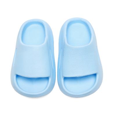 China Baby Flat Bathroom Slipper Boys And Girls Soft Bottom Slippers Children's Household Sandals for sale