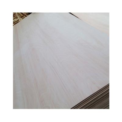 China Best Price Education Furniture Contemporary Zelkova Plywood Prefinished Prefinished Birch Plywood for sale