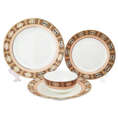 China EKAQI Sustainable Banquet Dinnerware Set 24K Gold Rim Bone China Dinnerware Sets for sale