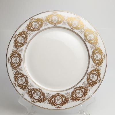 China 2021 Viable New Desgin Dubai Gold Rim Ceramic Set Turkish Dinnerware Wholesale Porcelain for sale