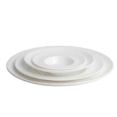 China Sustainable Round White Bone China Catering Plates Ceramic Dinner Dishes Sets Dinnerware For Restaurant for sale