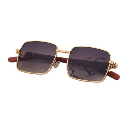 China Fashion sunglasses 2021 hot sale retro metal square frame sunglasses for men and women sunglasses for sale