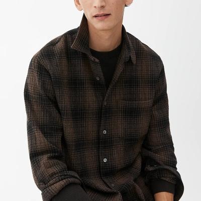 China Casual Custom-Fit Long Sleeve Flannel Shirt Cotton And Wool Fabric Pointed Collar Rounded Edge Men's Plaid Shirt for sale