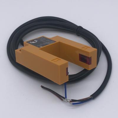 China E3S-GS30E4 NPN Industrial Three-wire Normally Open Elevator Level Sensor Infrared U-slot Sensor Liquid Photoelectric Switch for sale