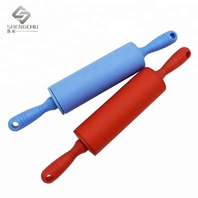 China Custom Viable Christmas Food Grade Silicone Flour Stick PP Handle Pin Kitchen Baking Tools for sale