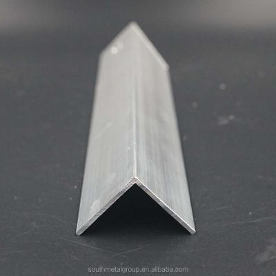 China door & New Window Products Anodized Silver Aluminum Extrusion Corner Profile for sale