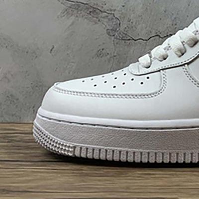 China Fashion Trend Air One 1 Triple Low Sports Sneakers High Top White Hot Leather Women Men Sneakers Flat Skateboarding Running Shoes Af1 for sale