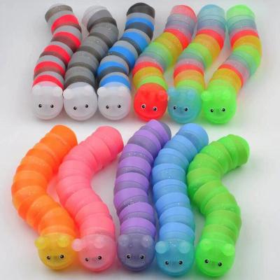 China TikTok Hot Selling Plastic Children's Toy Zigzagging Multipiece Slug Stress Relief Slug Stress Toy for sale