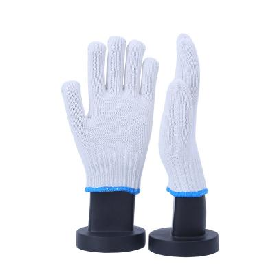 China Comfortable And Soft Cheap Price 7 Gauge White Industrial Hand Twine Knit Yarn Cotton Gloves for sale