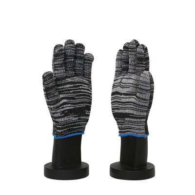 China Comfortable Winter Cotton Yarn Warm Black Gloves Work Gloves With High Quality for sale