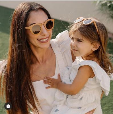 China 2021 Wholesale Free Sample UV400 Anti UV400 Kids Sunglasses Adults Round Morante Matte Color PC Frame Mommy and Me Sunglasses for sale