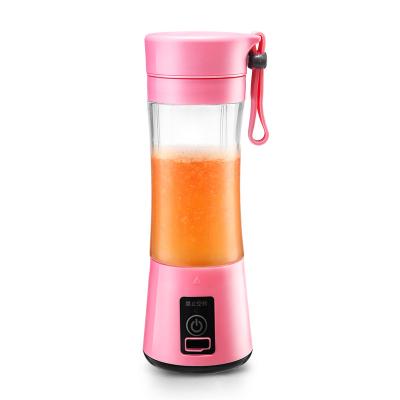 China Popular Portable Blender Outside Sports Juicer Blender 2400mAh Cup-shape Juicer Blades 460ml USB Charging for sale