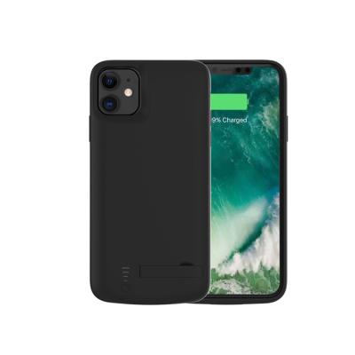 China Stylish Design External Power Supply 6000mah Portable Phone Battery Charger Good Quality Black Case For iPhone 11 for sale