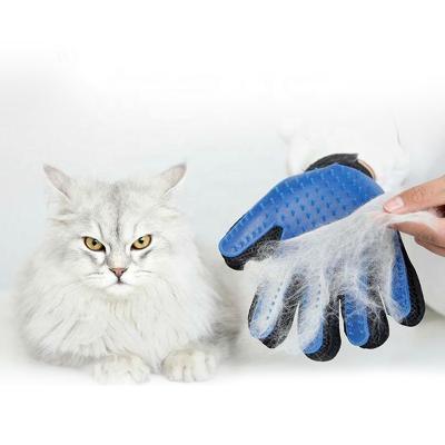 China Viable Wholesale Pet Supplies Sweep Tool Pet Hair Animals Cleaning Dog Cat Pet Grooming Glove for sale