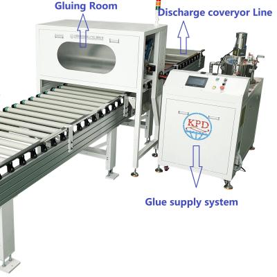 China Sandwich Panel Glue Spray Machine PU Spreader Pur Dispensing Machine Glue Applicator for sale