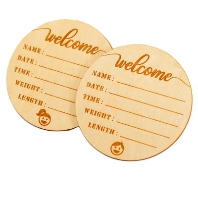 China Europe 2021 Hot Newborn Gift Idea Engraved Wooden Monthly Milestone Chips Baby Milestone Cards Party Props for sale