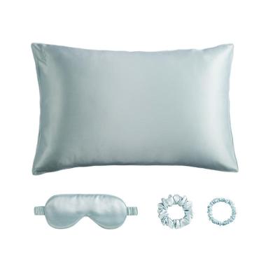 China Anti-Bacteria 6A Mulberry Silk Pillow Case Set Sleep Well Eye Mask And Pillow Case In Box for sale