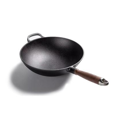 China Stron Sustainable Thai Cast Iron Cooking Wok Pan Non Stick Cookware Sets Cast Iron Wok Pan With Wooden Handle for sale