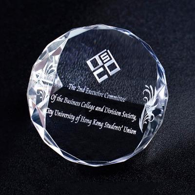 China Design K9 Crystal Paperweight For Anniversary Novelty Souvenirs From Europe for sale