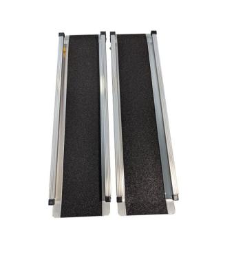 China Shopping Mall Aluminum Alloy Ramp with Non-Slip Surface Carpeted Handicap Home Steps for sale