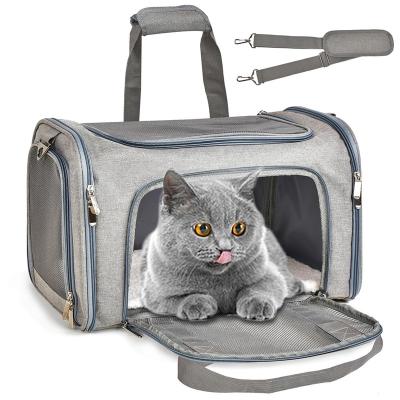 China Sustainable Cat Transport Bag Pet Carrier Dog Carrier Backpack Travel Bags Airline Approved Carrier For Cats Dog Accessories for sale