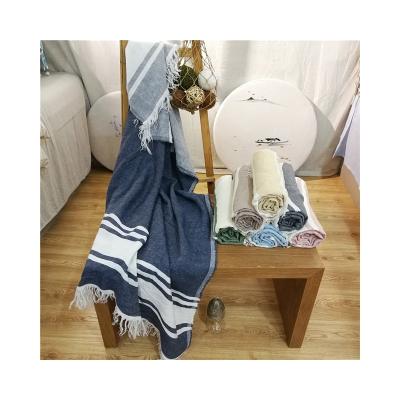 China New Type Soft Cheap Linen Throw Blanket Tassel Picnic Soft Fringed Blanket for sale