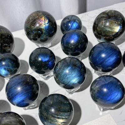 China Europe Natural Rainbow Labradorite Crystal Sphere Polished Flash Labradorite Gemstone Ball Crafts Chakra Healing for sale