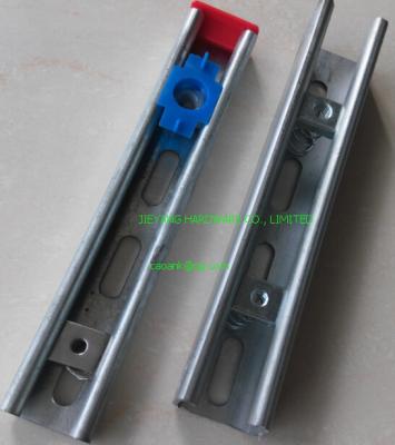 China Galvanized Unistrut C Channel，Stainless steel Unistrut C Channel,Strut Channel Unistrut for sale