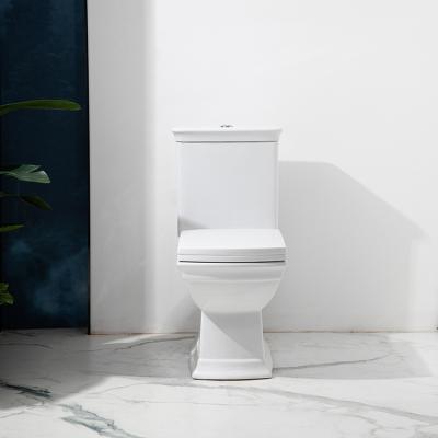 China Top Quality Automatic Operation Best Price Two Part Toilet Modern Simple Style Washdown for sale