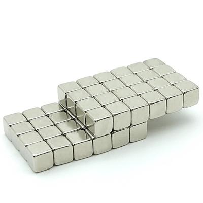 China Hot Sale Industrial Custom Cube Magnet Hot Sale Rare Earth Neodymium Magnet N35 N38 N40 N42 N45 N50 N52 for sale