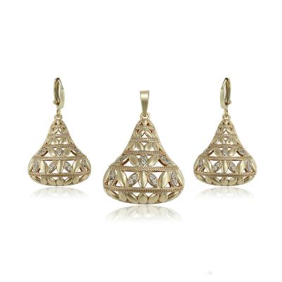 China CLASSIC Fashion Elegant And Simple Women's 14K Gold Earring Pendant Set Hollow And 2 Piece Stereo Set for sale