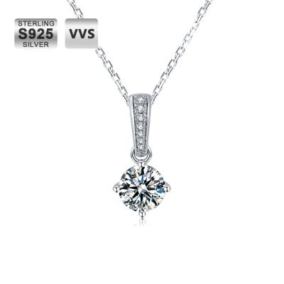 China Luxury Non-fading S925 Sterling Silver Chain White Colorless Moissanite Pendant Necklace Fashion Gift for sale