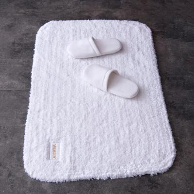 China Custom Stocked Embroidery Logo 50*80cm Bath Floor Towel Hotel Bathroom Cotton Terry Cotton White Bath Mat for sale