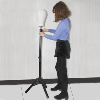 China Wig Making Wholesale 50Inch High Quality Height Adjustable Wig Tripods Stand Mannequin Heads for sale